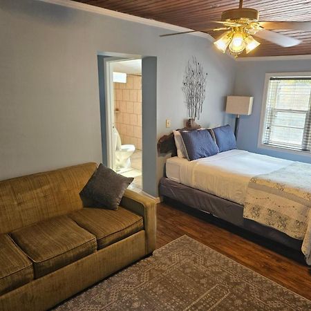 Riverside Lodge At Chimney Rock Bagian luar foto