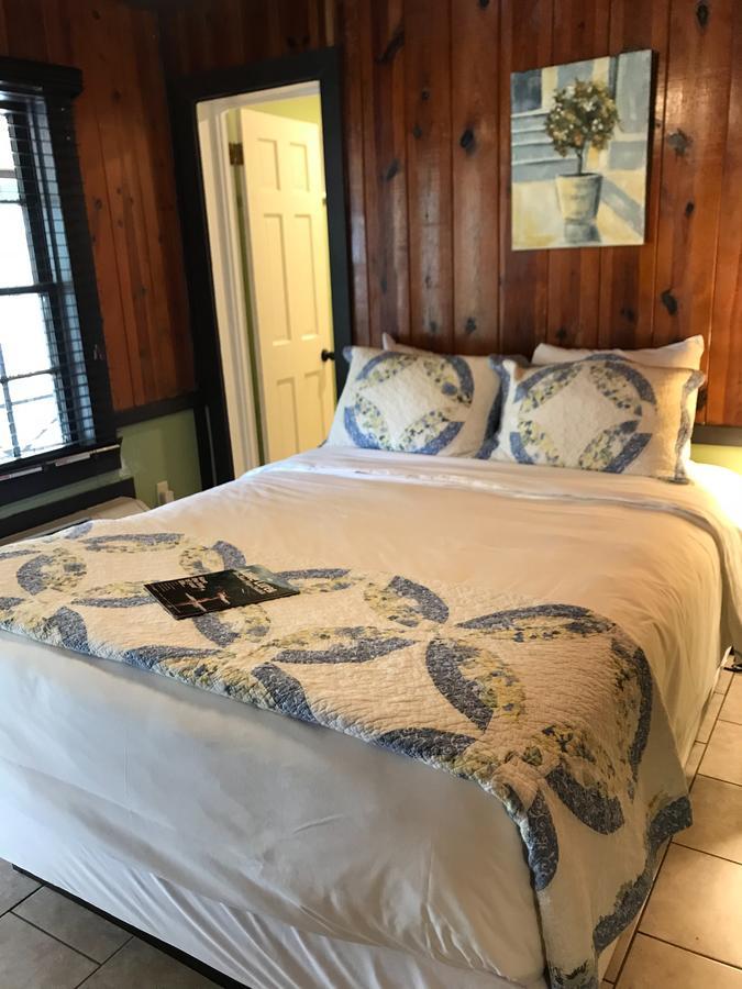 Riverside Lodge At Chimney Rock Bagian luar foto