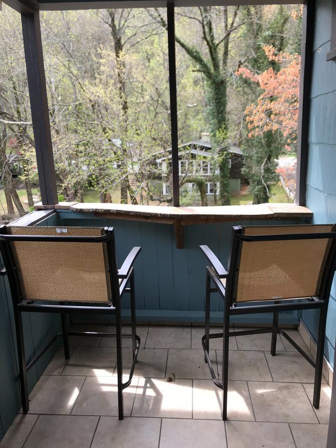 Riverside Lodge At Chimney Rock Bagian luar foto