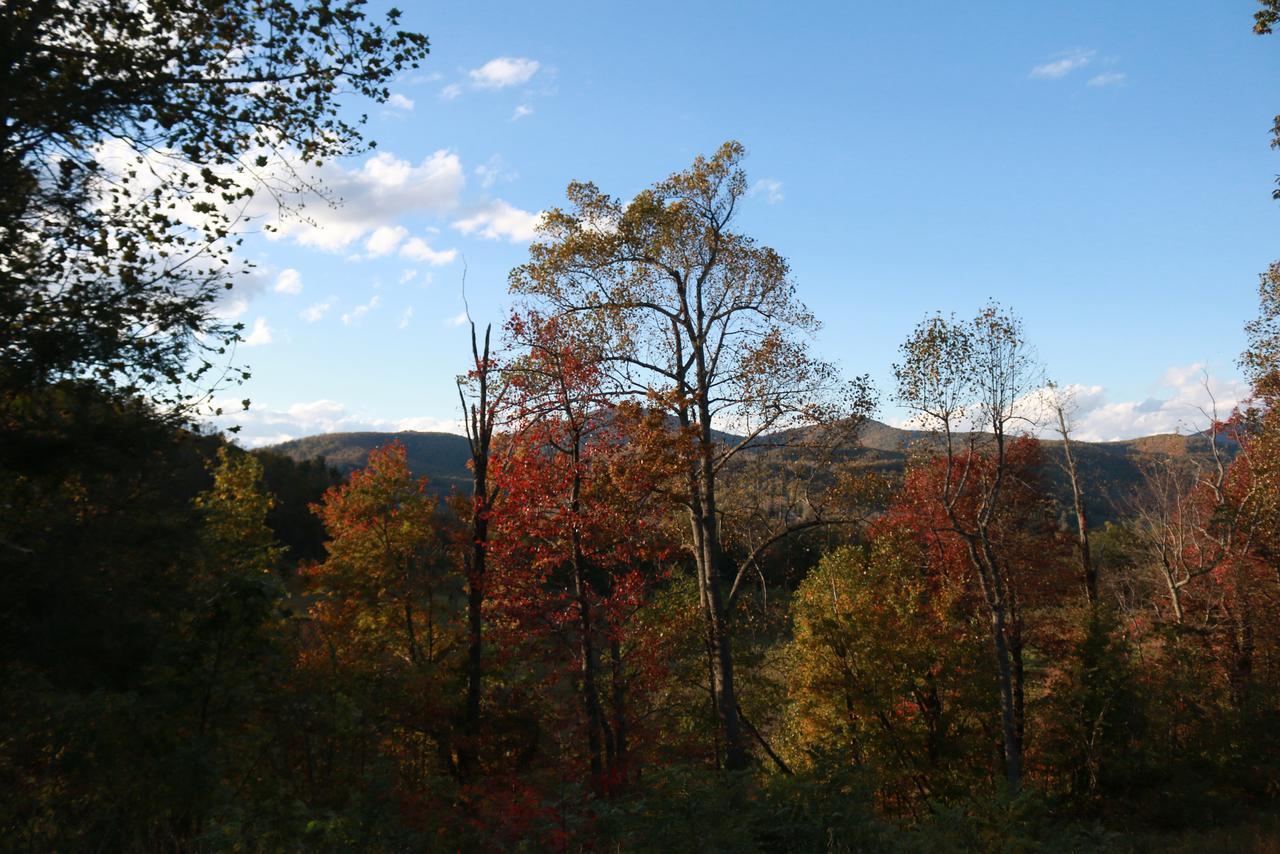 Riverside Lodge At Chimney Rock Bagian luar foto