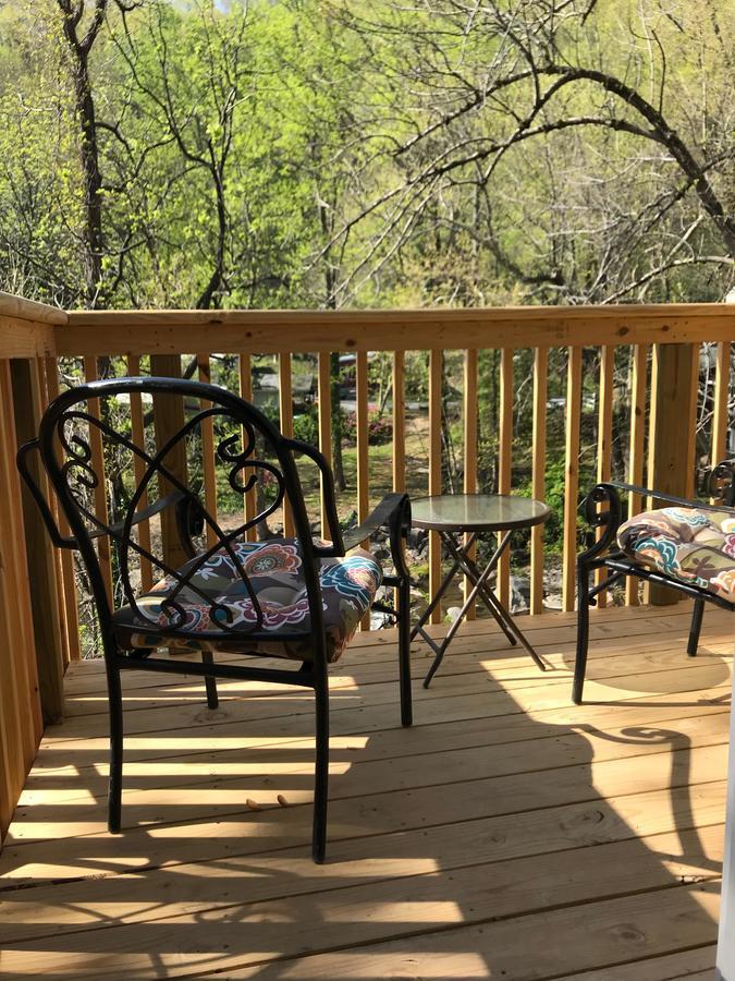 Riverside Lodge At Chimney Rock Bagian luar foto